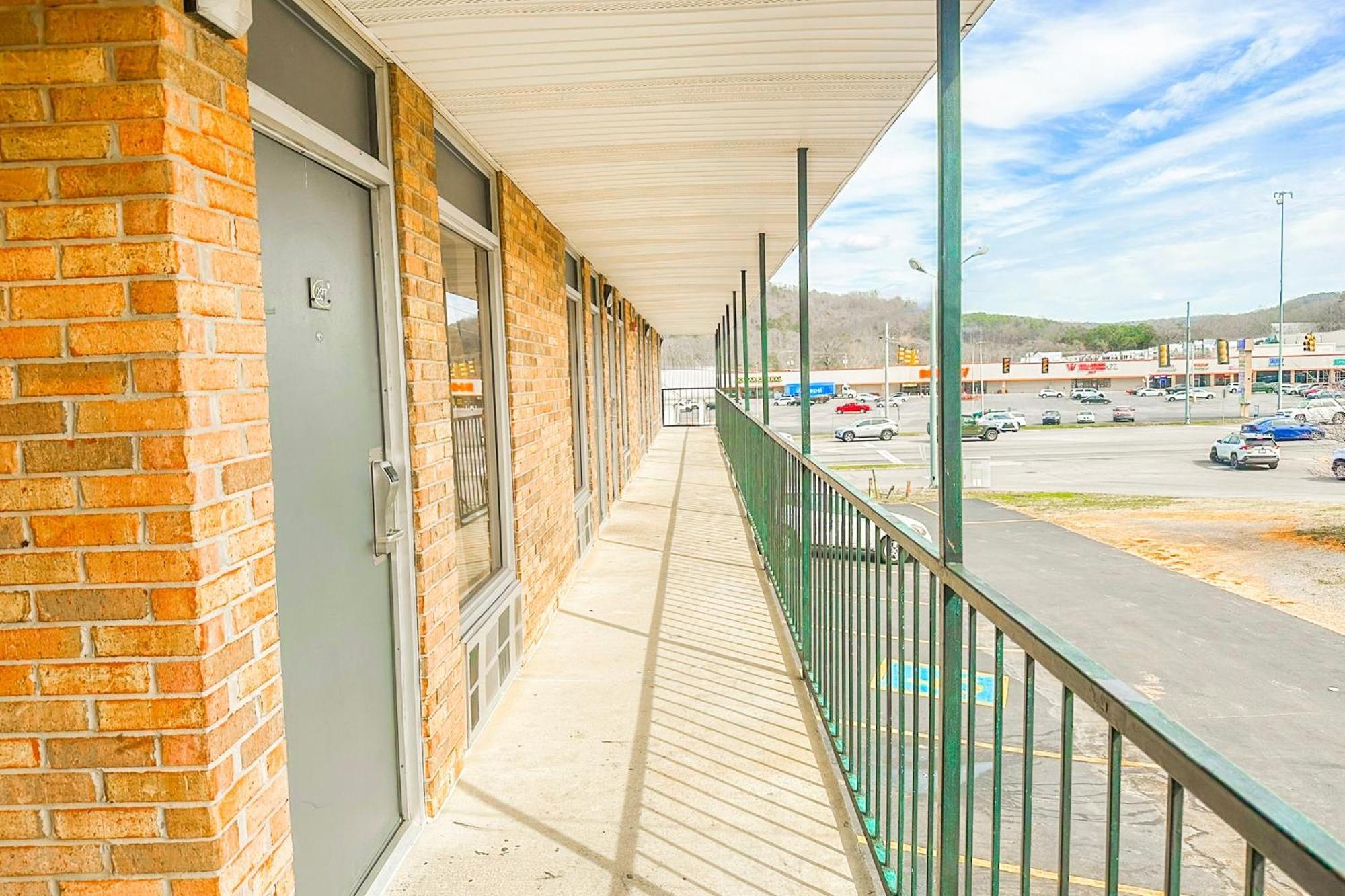 Regal Inn Guntersville By Oyo Hwy 431 ภายนอก รูปภาพ